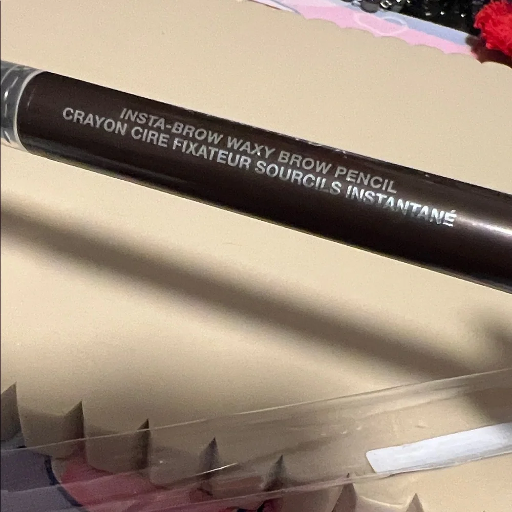 Sephora Soft Charcoal Insta-Brow Pencil - Picture 10 of 10